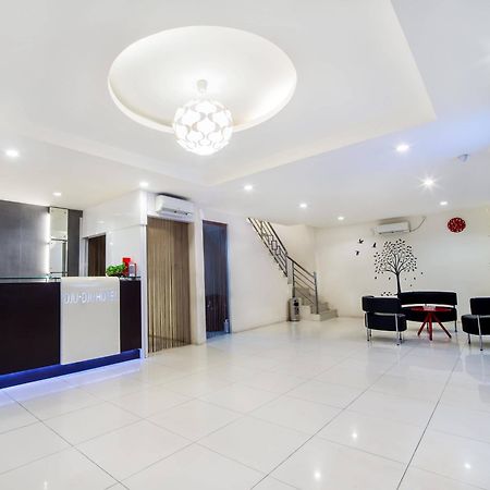 Dju Dju Hotel Batam Bagian luar foto