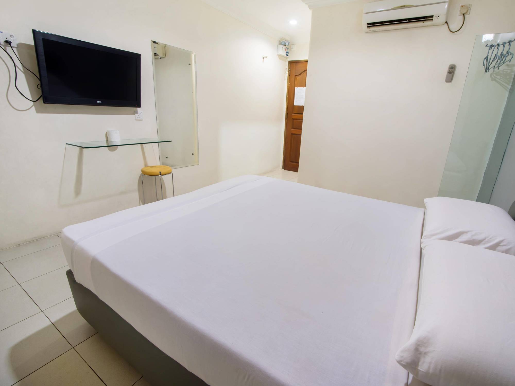 Dju Dju Hotel Batam Bagian luar foto
