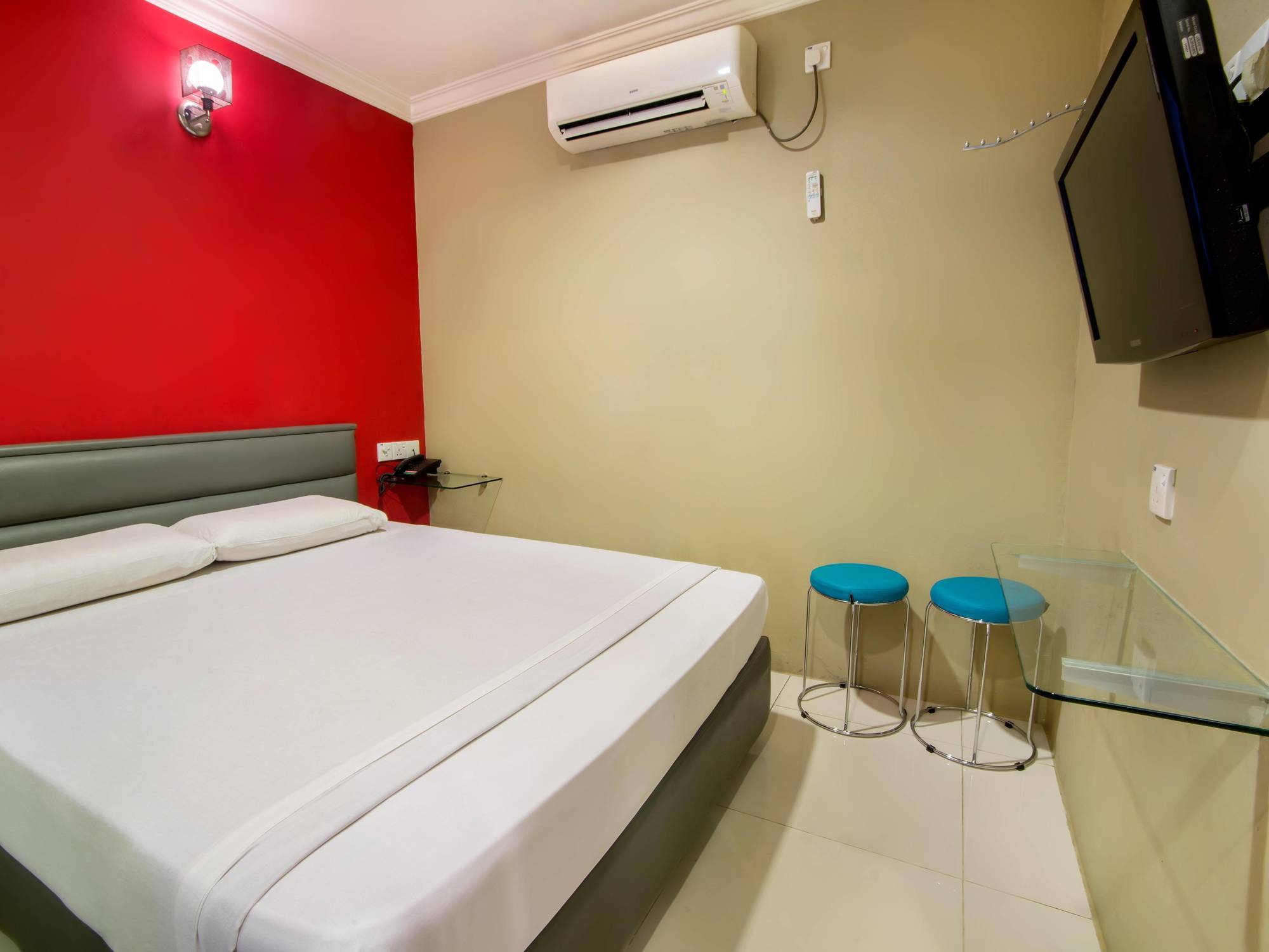 Dju Dju Hotel Batam Bagian luar foto